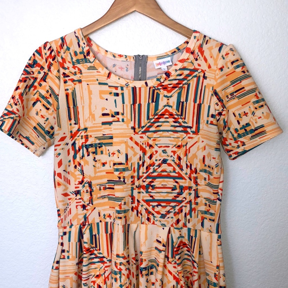 LuLaRoe Amelia